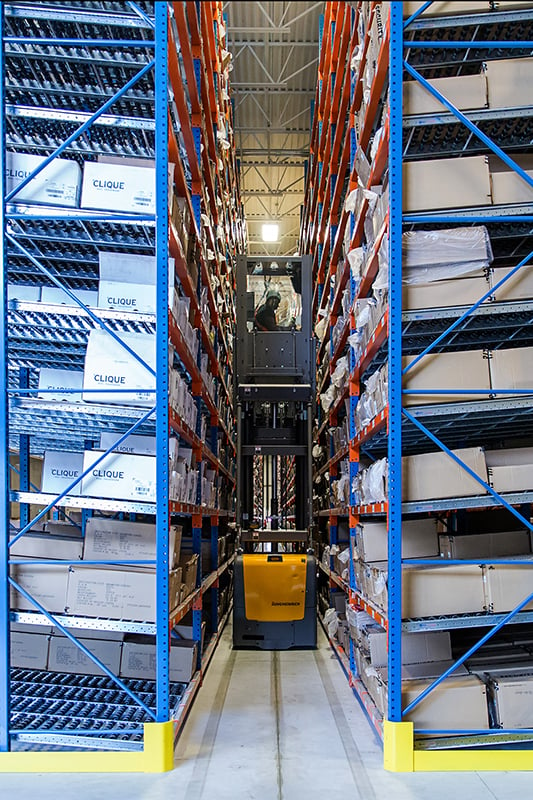 UNEX Wheel Bed Carton Flow in a Narrow Aisle Warehouse